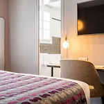 Hotel Nude - Color Vision