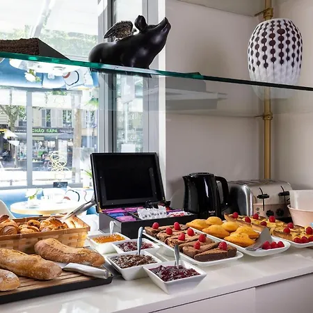 Nude - Color Vision 4* Paris