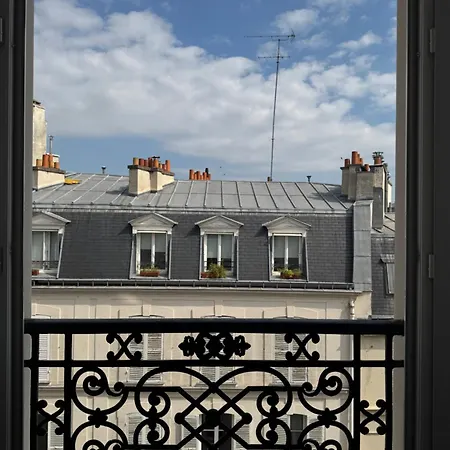 Отель Nude - Color Vision