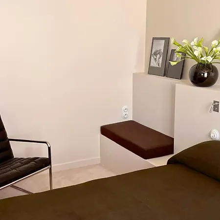 Lulu Hotel