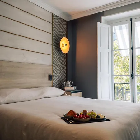 Lulu Hotel 4*