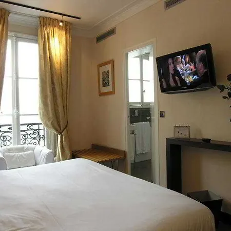 Hotel Nude - Color Vision 4*