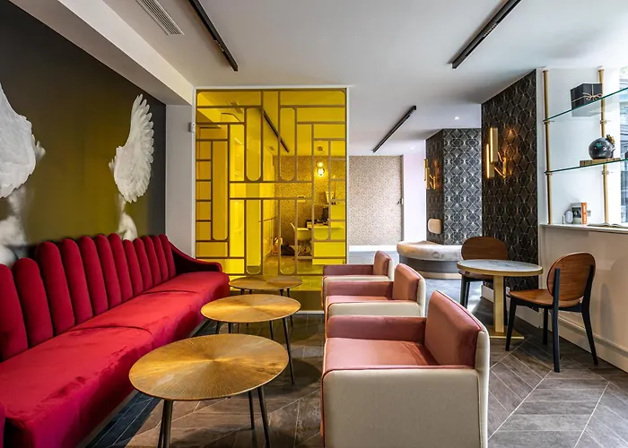 Nude - Color Vision 4*